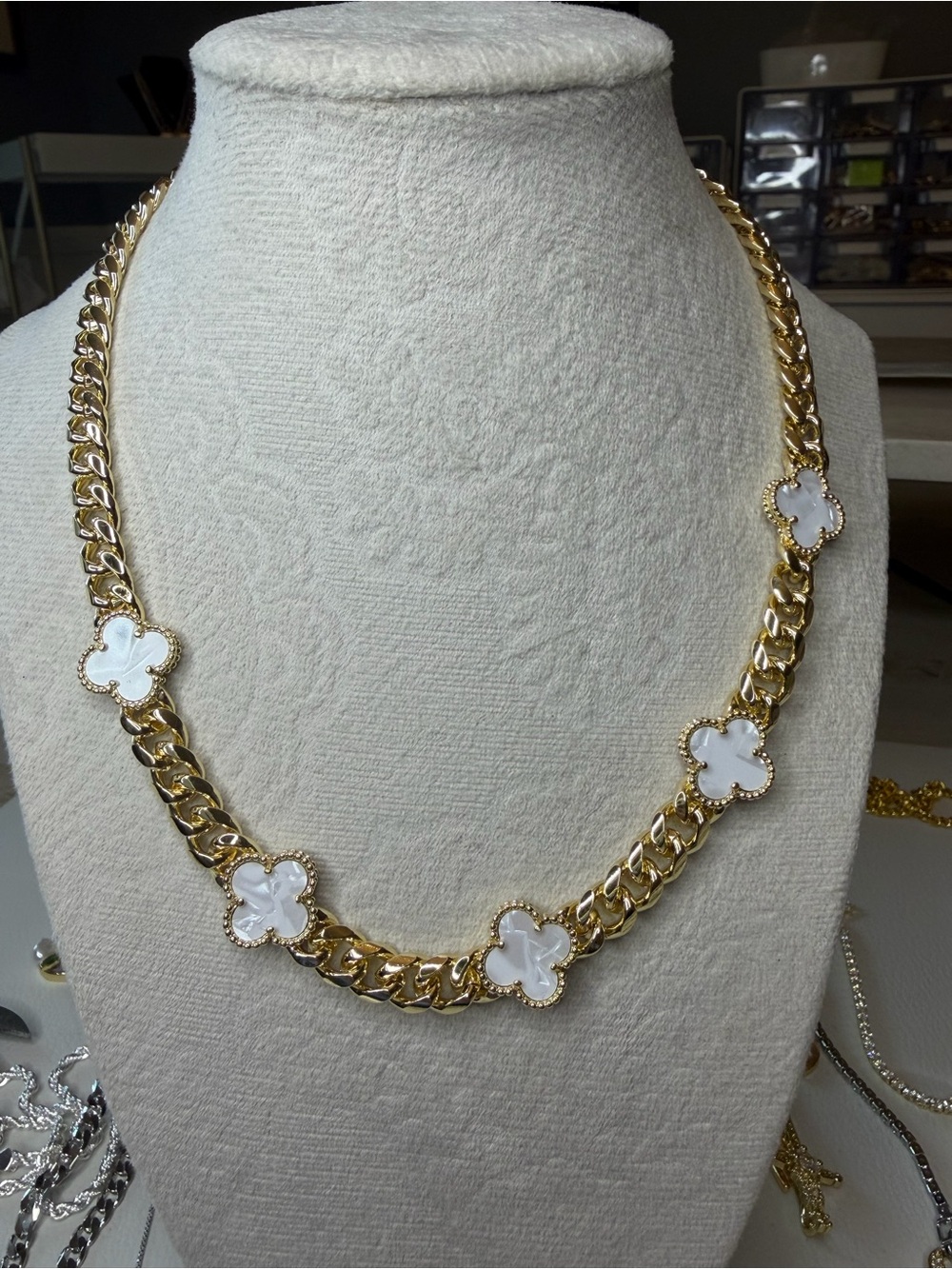 Clover 14K Gold Filled Cuban Link Necklace NEW 18” w/ box lock CZ